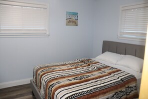Room - Abby's Place (Fredericton)