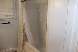 Hair dryer, towels, soap, toilet paper - Guest Favourite 3BR Home | Walk Downtown | Parking (Fredericton)