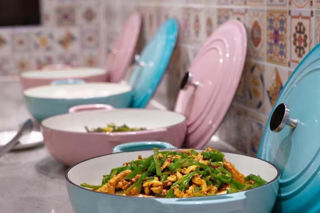 Free daily self-serve breakfast