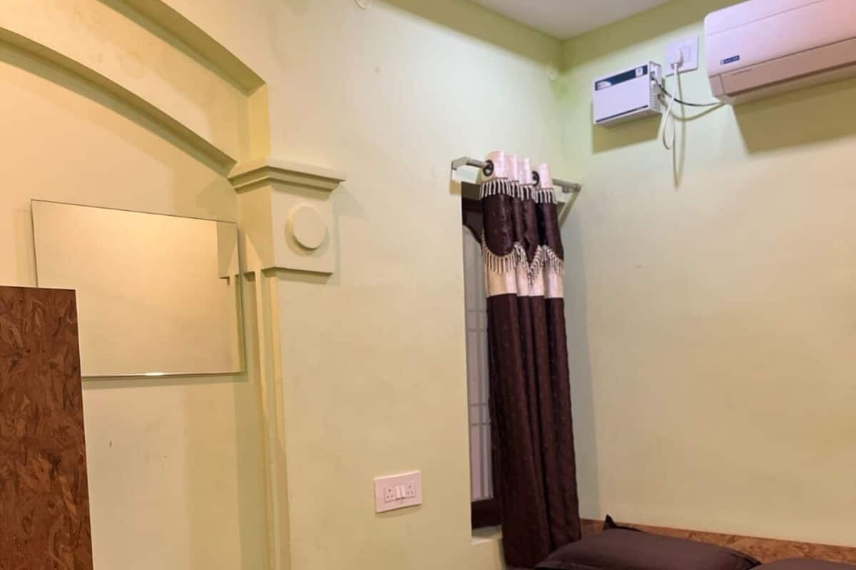 Standard Room, Hill View | Desk, free WiFi