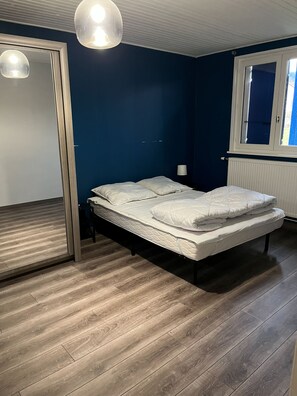 3 soveværelser, strygejern/strygebræt, Wi-Fi