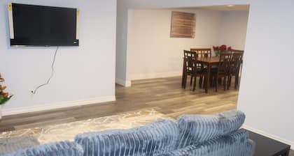 Cozy 2-BR Abby’s Lodge in Downtown Fredericton