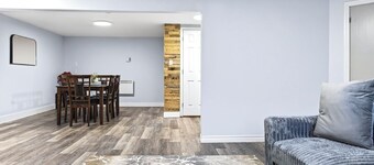 Abby’s Lodge | Modern 2BR Retreat | Prime Downtown Location