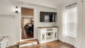 Rumah (4 Bedrooms) | Interior