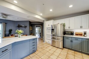 House (4 Bedrooms) | Interior - Near Hiking Trails! Luxe Family Home in Lakeside (Lakeside)