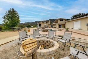 House (4 Bedrooms) | Interior - Near Hiking Trails! Luxe Family Home in Lakeside (Lakeside)