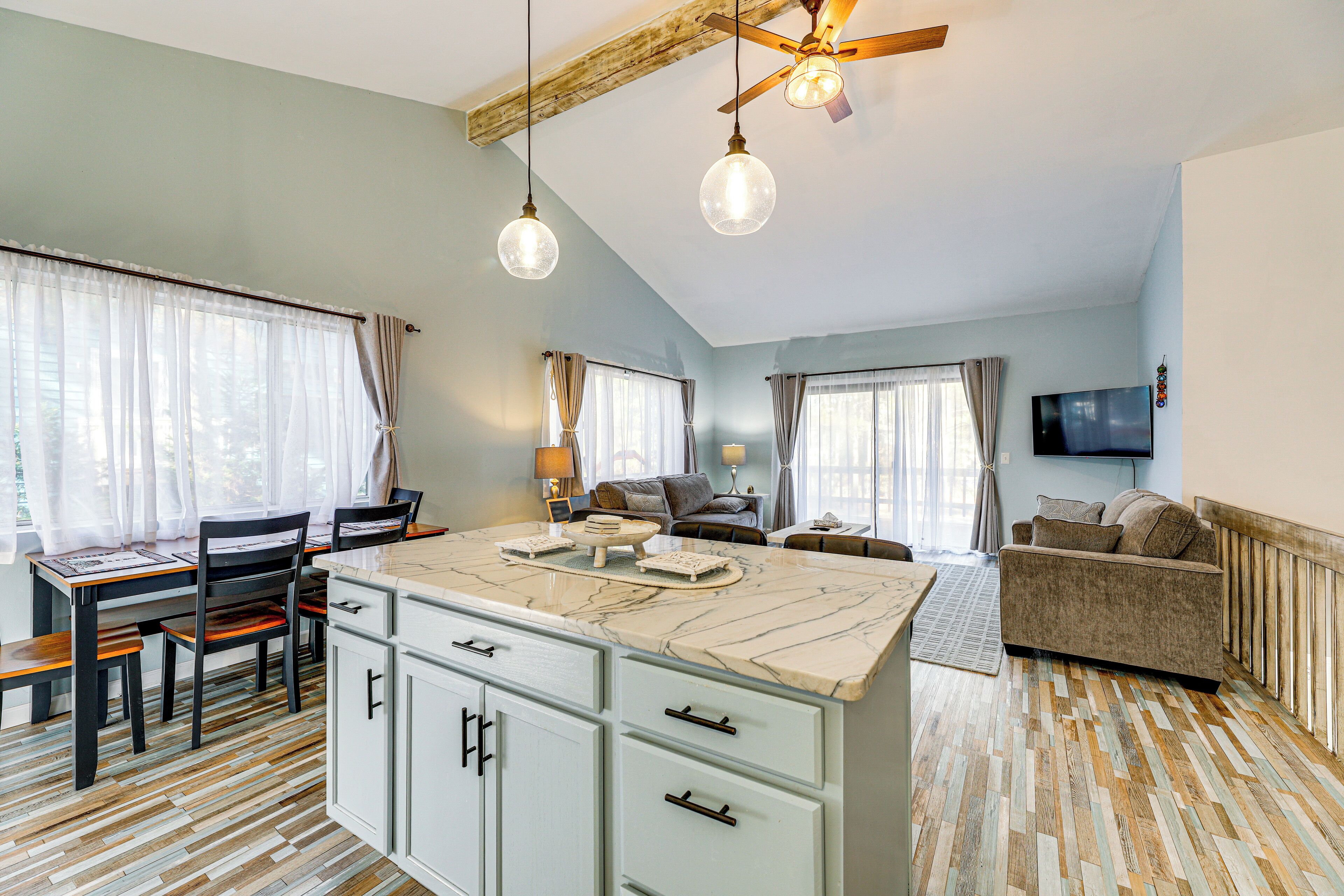 House (2 Bedrooms) | Interior