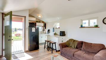 House (1 Bedroom) | Interior