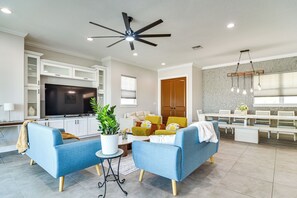 House (4 Bedrooms) | Interior