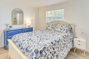 House (3 Bedrooms) | Interior - Golf, Boat & Beach-hop: Quiet Port Charlotte Home (Port Charlotte)