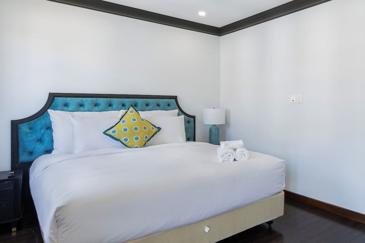 Standard Double Room, Garden View | Blackout drapes, soundproofing, free WiFi