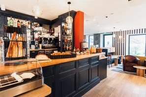 Buffet - Hôtel de La Marine (Groix)