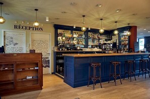 Bar (en la propiedad)