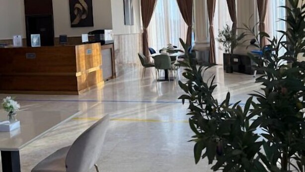 Restaurant - park plaza (Makkah)