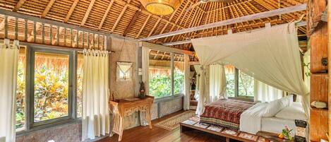 Villa, 1 Bedroom, Kitchen, Garden View | Premium bedding, in-room safe, desk, laptop workspace