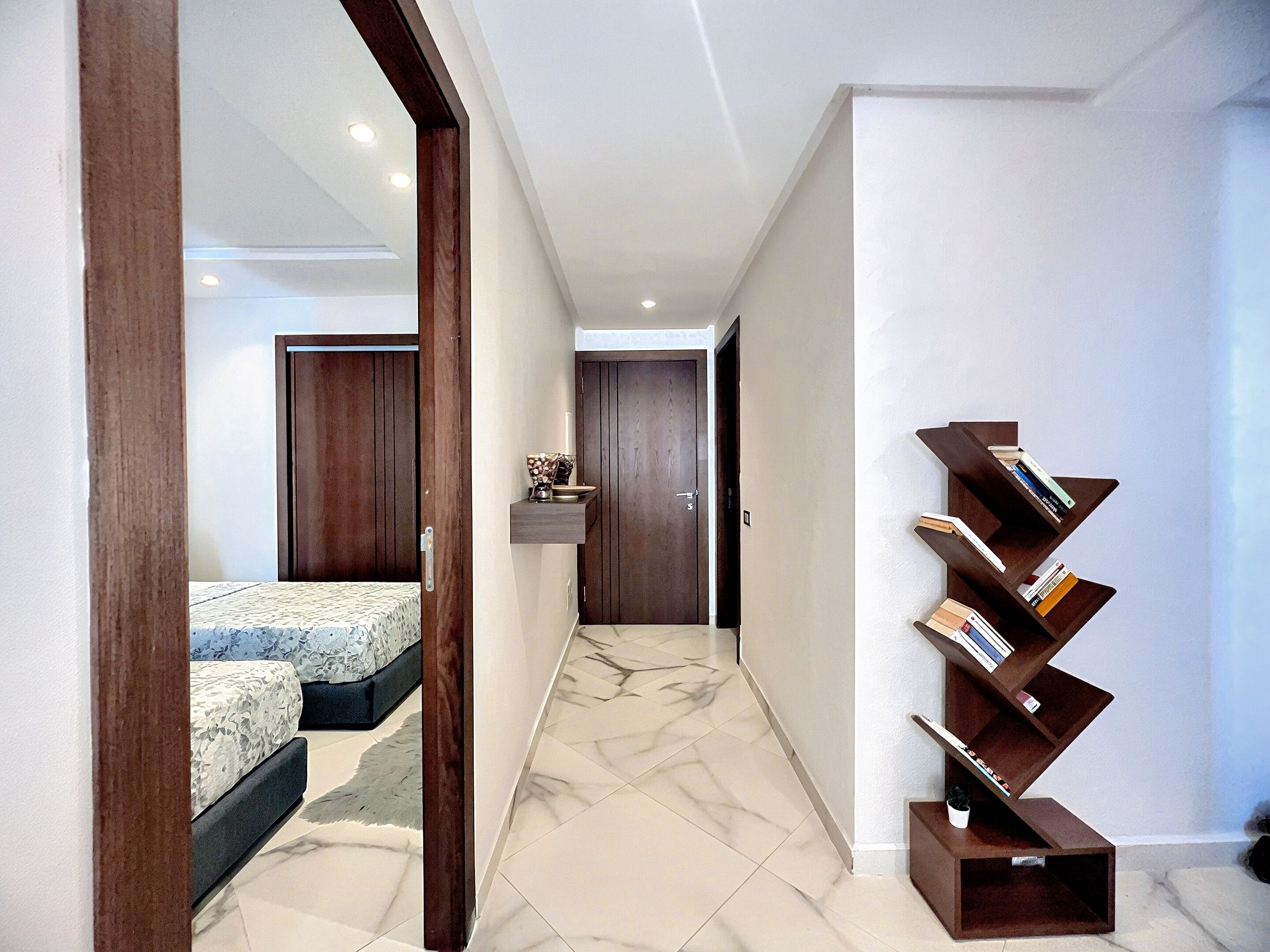 Fer et planche à repasser, accès Internet, draps fournis