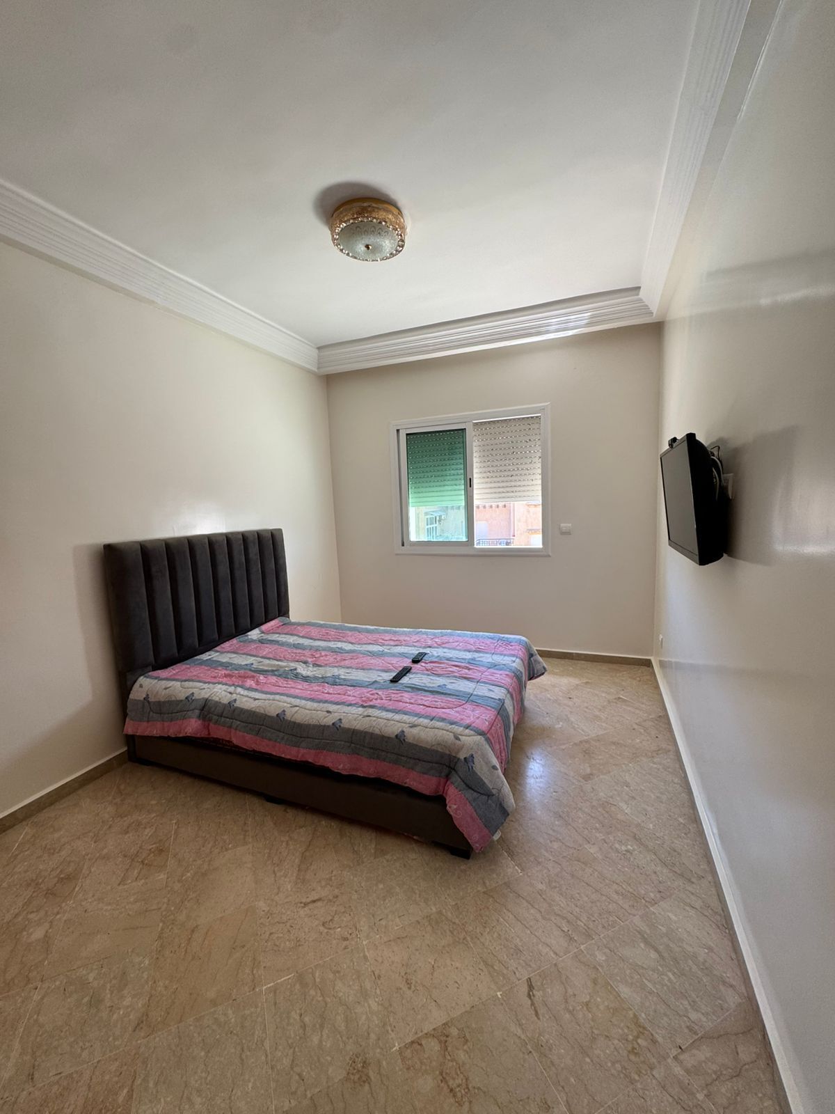 2 bedrooms, iron/ironing board, internet