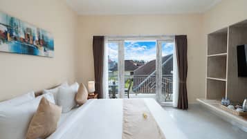 Habitación doble Deluxe, vista al patio | Wifi gratis