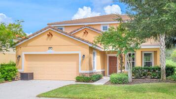 6 habitaciones y acceso a internet