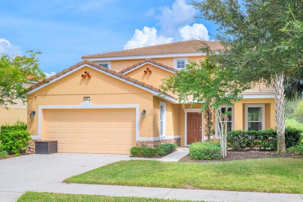 6 habitaciones y acceso a internet 