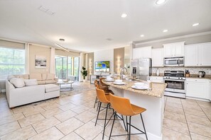 6 bedrooms, Internet - Upstay-solterra Home With Private Pool Hot Tub (Davenport)