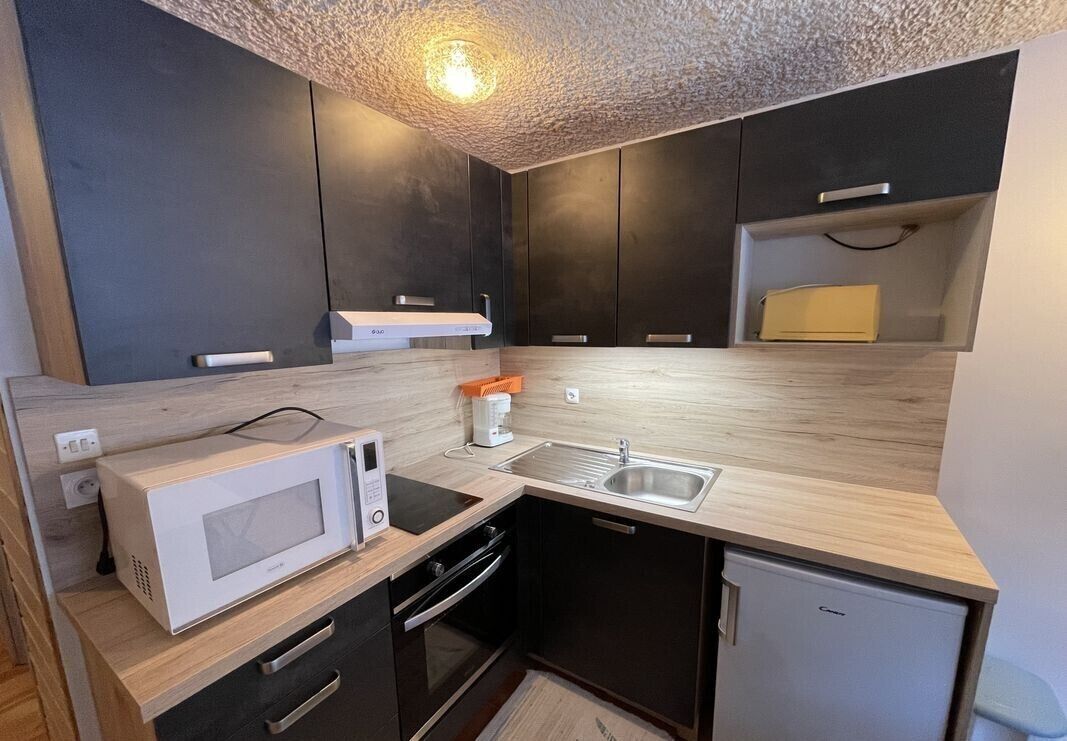 Microwave, oven, stovetop