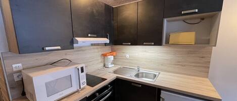 Micro-ondas, fogão, cooktop