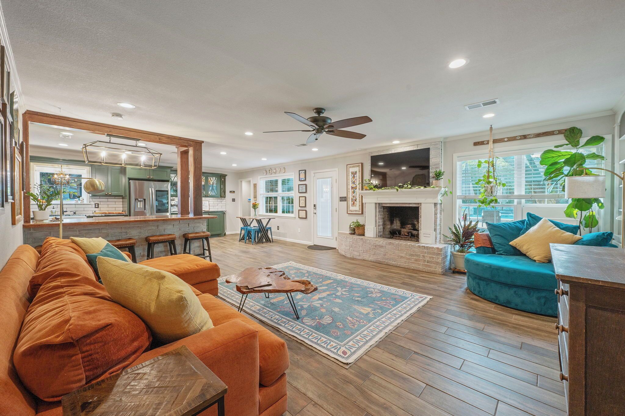 Its Miller Time! - Let Us Explain... Enjoy This 5br/3ba With A Backyard Oasis! - Bryan, TX