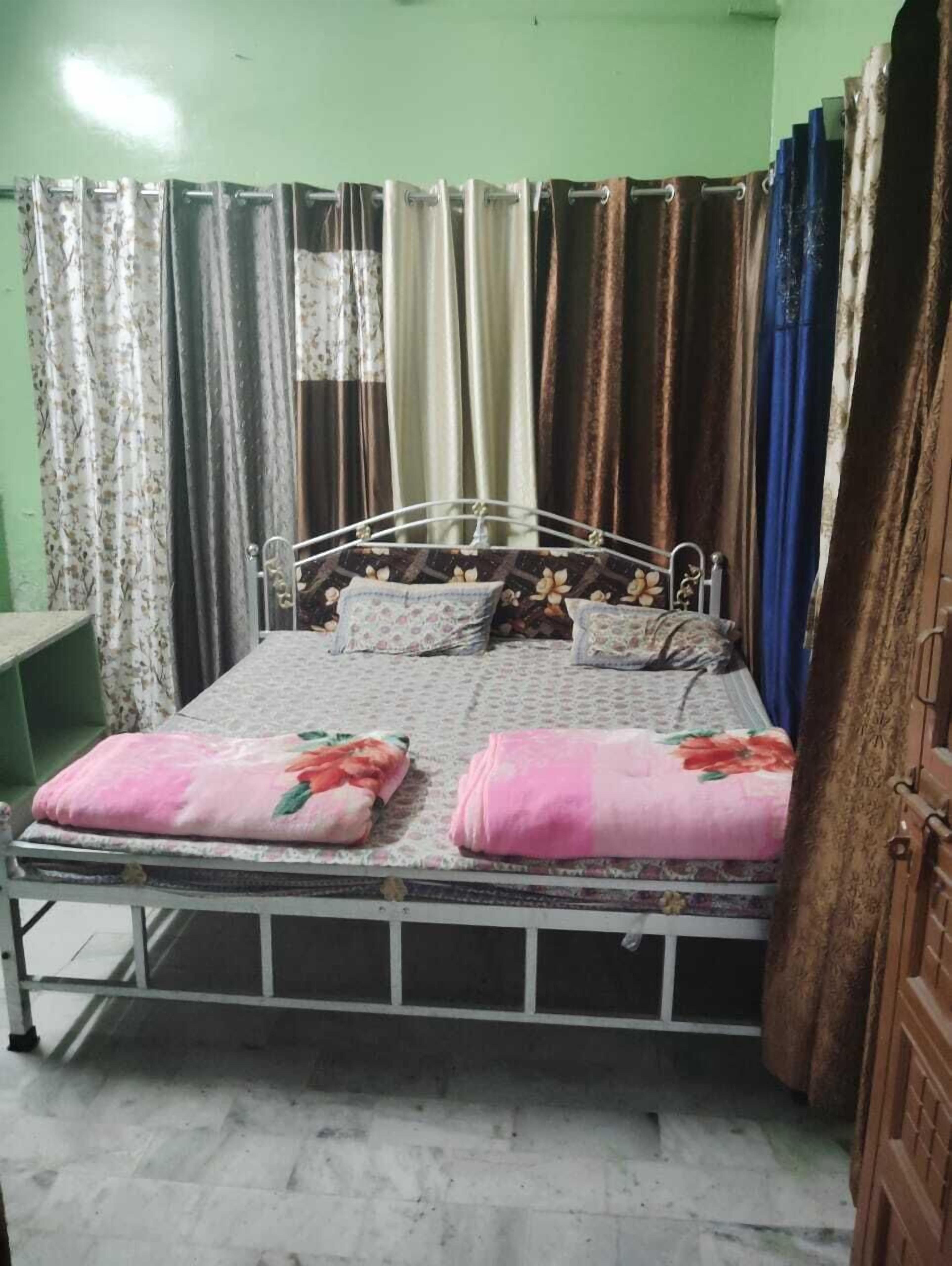 别墅 | 免费折叠床/加床、床单