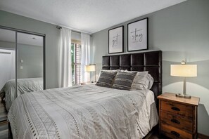 2 bedrooms, iron/ironing board, free WiFi, bed sheets - Timber Run — Your Perfect Steamboat Getaway (Steamboat Springs)