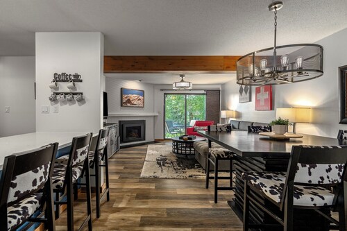 Timber Run — Your Perfect Steamboat Getaway, private shuttle to resort