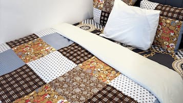 Fer et planche à repasser, Wi-Fi, draps fournis