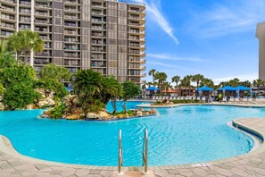 Pool - Stunning 8th Floor Beachfront Condo with Resort Amenities (Panama City Beach)