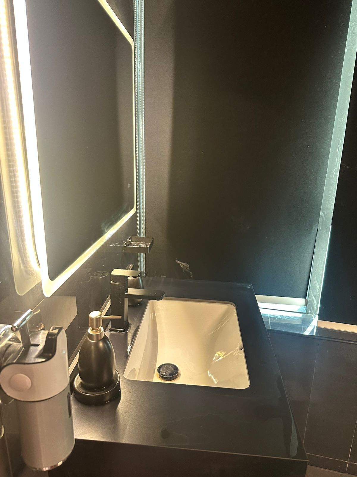 Håndklæder, Sæbe, Toiletpapir