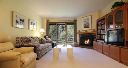 Riverfront Mountain Escape | Sauna & Fireplace