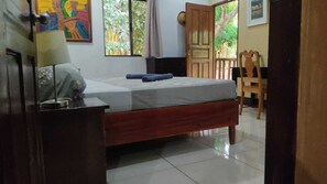 Bügeleisen/Bügelbrett, Bettwäsche