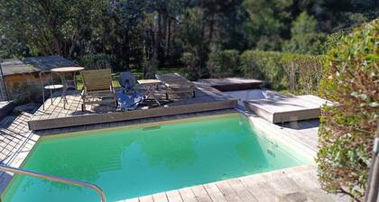 Maison avec piscine et jacuzzi, proche plage