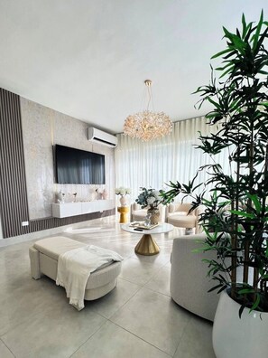 TV - Majestic 2-bedroom apartment with AC in beautiful Boca Chica Ocean View balcony (Boca Chica)