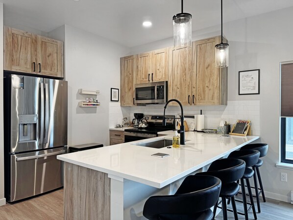 Microwave, oven, stovetop, dishwasher - New! / Skiing Golfing Fishing / Views / Fast 300mb Wi-Fi / Family-friendly (Granby)