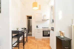 Private kitchen - Torino Centro | Saluzzo Urban Stay  (Torino)