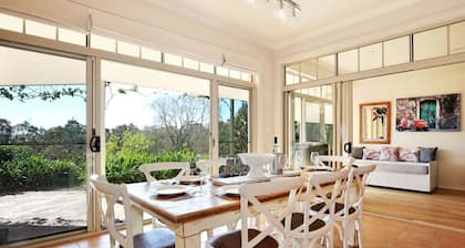 Coolaroo Beach House - Rural Bliss by the Coast