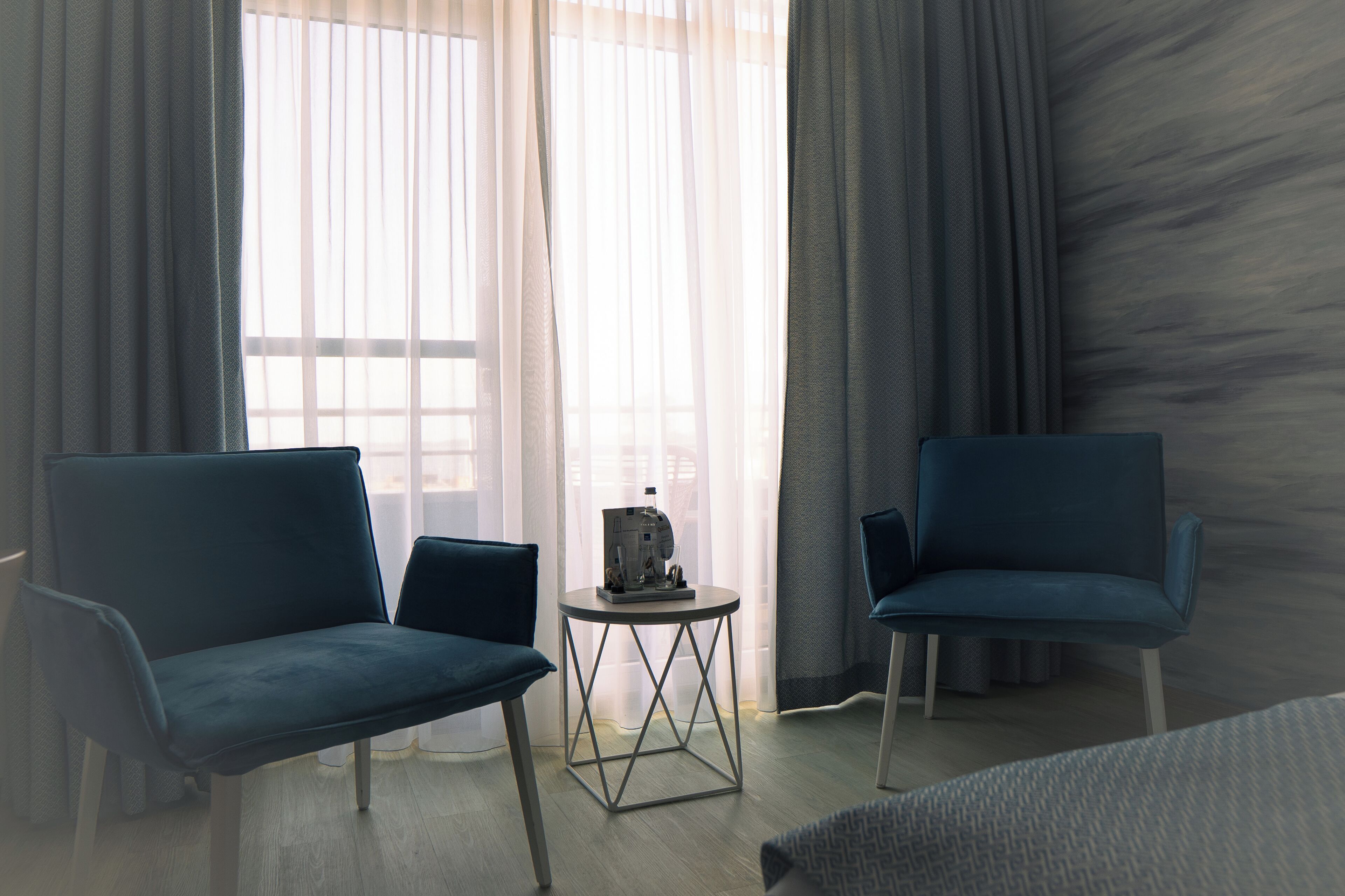 Escritorio y wifi gratis 