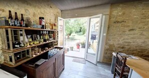 Bar (in der Unterkunft)
