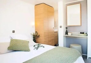 2 Schlafzimmer, Zimmersafe, Internetzugang