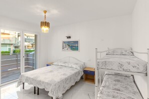 Apartemen, 1 kamar tidur, balkon | 2 kamar tidur