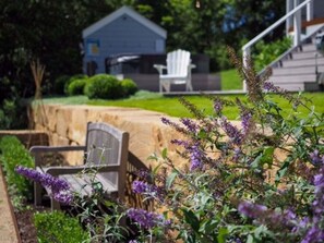 Terrace/patio - Possum Gully Lodge - Stay 2 Nights, Get the 3rd Night Free (Berry)