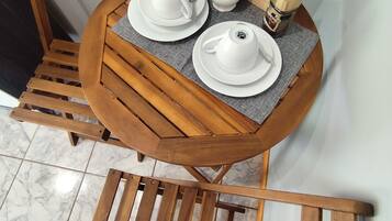 Superior Double Room, 1 Queen Bed, Patio, Mountain View | Desk, laptop workspace, blackout drapes, free WiFi