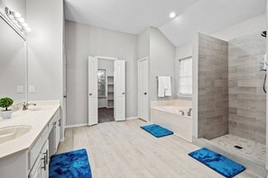 House | 4 bedrooms - Spacious 4-bedroom Home for Relocating Families (Fort Worth)