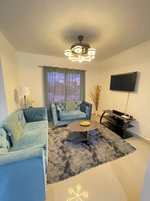 Smart TV - Beautiful 3-bedroom villa with AC in welcoming Punta Cana (Punta Cana)