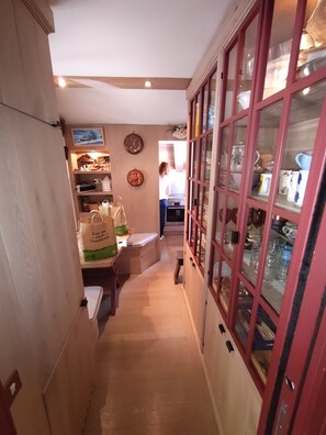 Private kitchen - Cortina d'Ampezzo winter Olympics cosy family apartment fully refurbished (Cortina d'Ampezzo)
